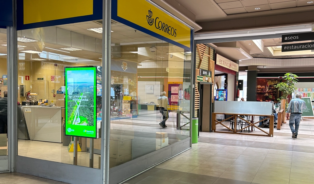 Circuito soportes publicidad digitales en correos